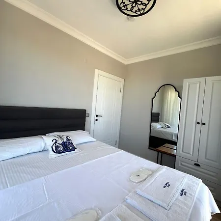 Modern 2-br Ground Floor Near Sarimsakli Beach-3 شقة